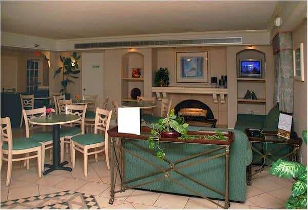 La Quinta Inn By Wyndham Bakersfield South Interior photo
